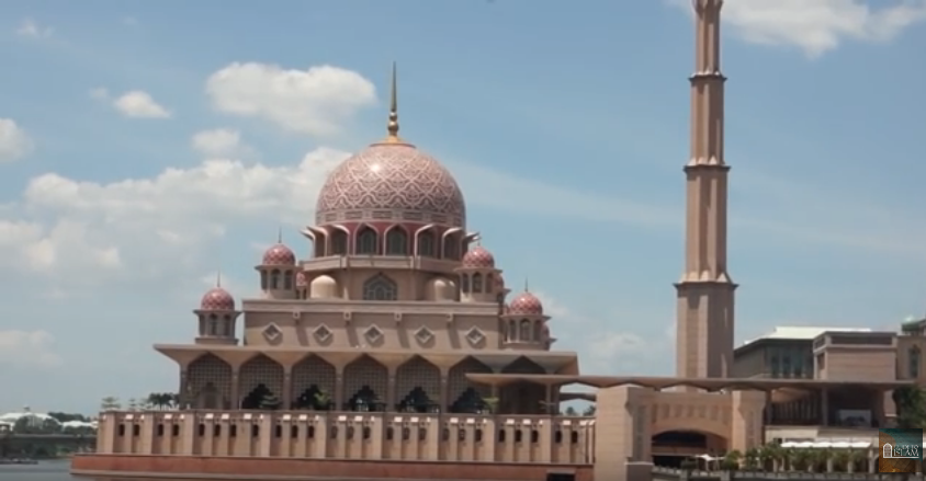 ما هو الأذان ، ما معناه؟ 